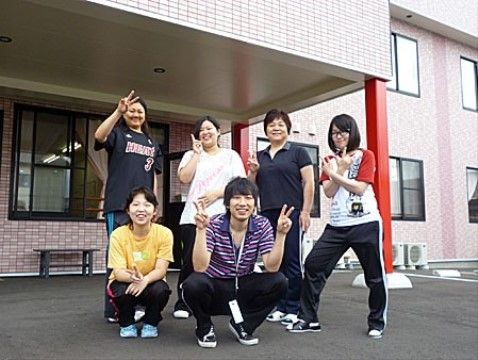 「ここいち「稲吉」」スタッフ。