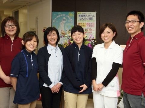 「ドーミー北綾瀬」スタッフ集合写真