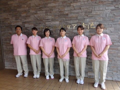 リバーサイドケア赤池のスタッフインタビュー。毎日をより快適に、楽しく、自分らしくおすごしいただける介護をご提供します。
