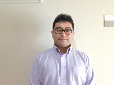 「サービス付高齢者向け住宅 ラポール樂翁館」施設長。入居者様お一人お一人に寄り添った丁寧なサポートを心掛けていますので、どうぞご安心ください。