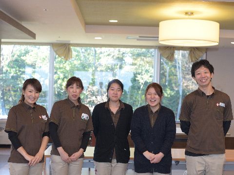 「メディカルケア南ヶ丘」のスタッフ。