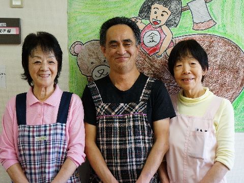 スタッフ写真。優しい職員ばかりです。