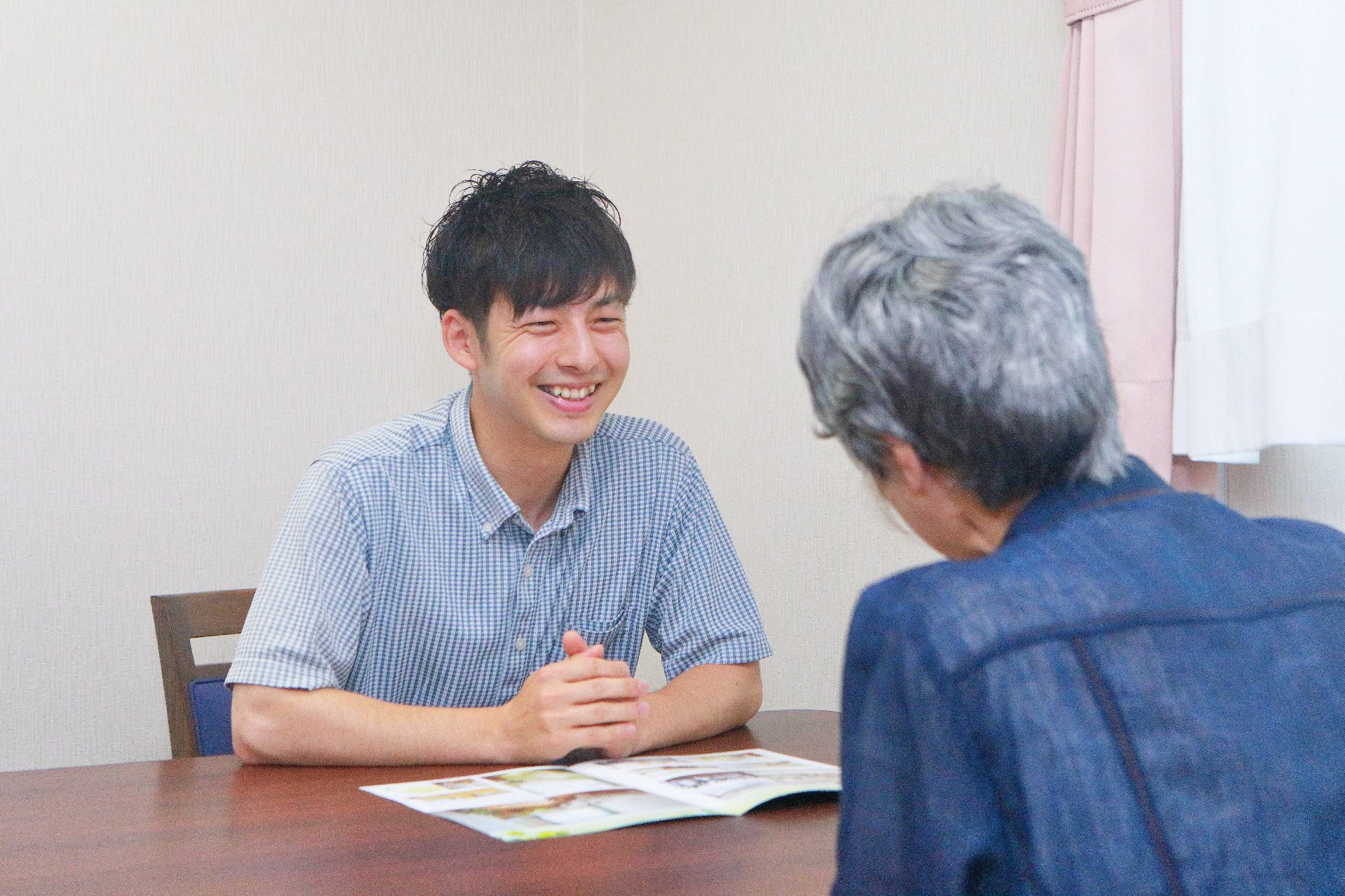 さかえグリーンハート川口の生活相談員。少しでも皆様の生活をよくできるようサポートしてまいります。