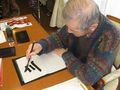お正月に、1年の抱負を書く入居者様