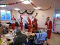 「サンスマイル小山」のクリスマス。たくさんのサンタと楽しくお過ごしいただけるイベント。