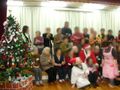「グループホーム第２ふれあい家族」のクリスマス会。市民センターでイベントが行われました。