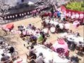 ホスピタルメント桜十字のお花見。外出レクリエーションの一つでスタッフが付き添う安心イベントとなっております。