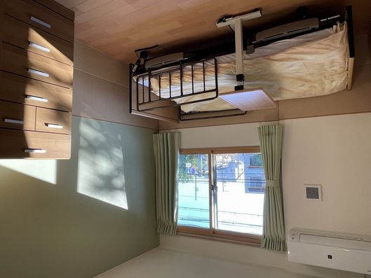 医療機関を母体に、介護や福祉、医療関係の事業所を複数運営しております。