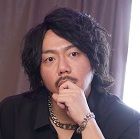 「認知症の方もバーの酔っ払いも同じことばかり言うなら受け流すだけ」カマたくさんの“規格外”な介護論