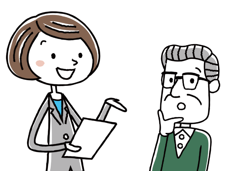 紙を持って話をするスーツ姿の若い女性と、あごに指を当てて話を聞く高齢男性