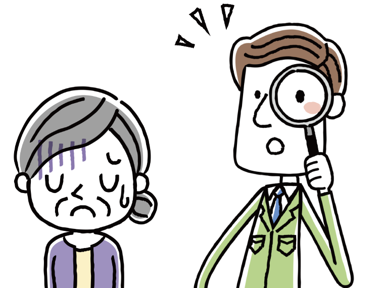 青ざめてうつむいた様子の高齢女性と、スーツを着て虫眼鏡を持った若い男性