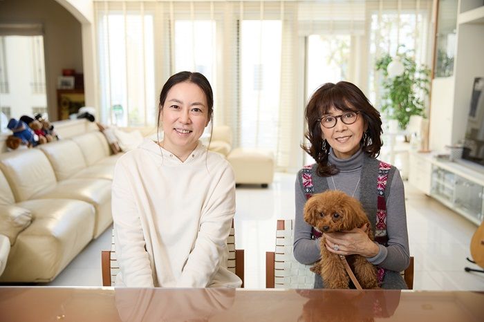 倉田真由美と柏木由紀子の2SHOT 撮影:熊坂勉