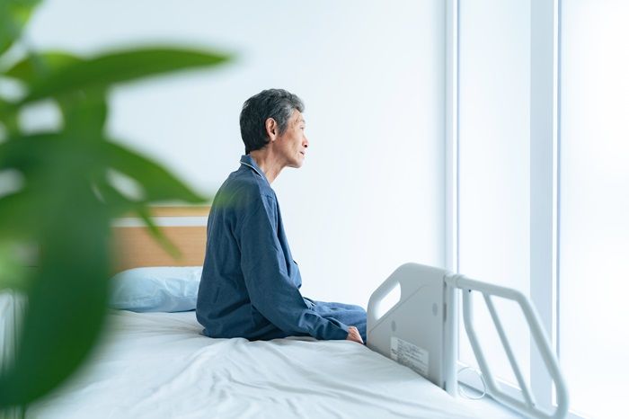 孤立した独居高齢者のイメージ