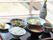 ごはんと複数のおかず、みそ汁などがそろっている和食のメニュー