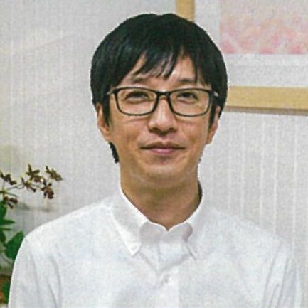 定岡 健太