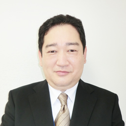 前田 哲志