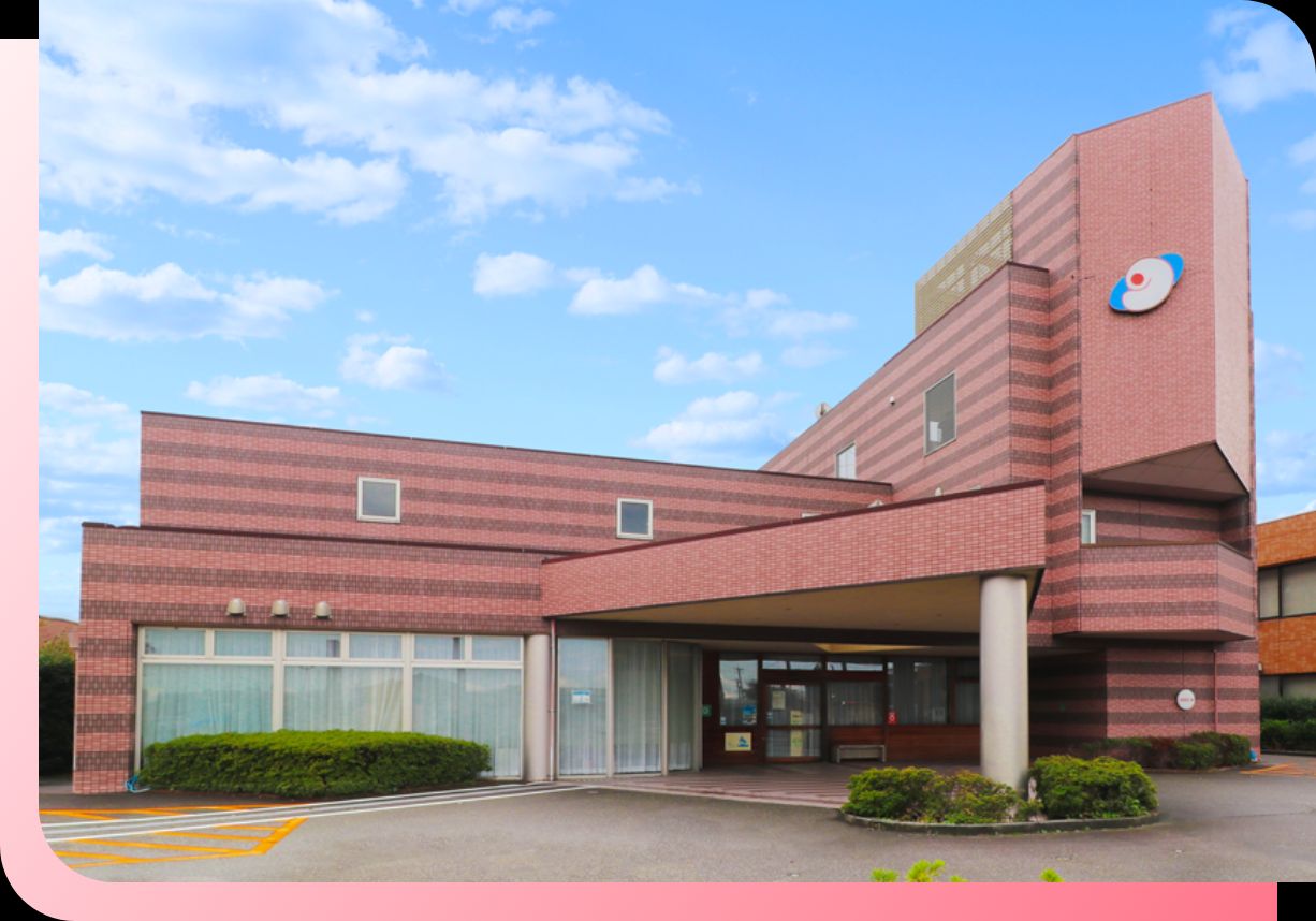 赤レンガの建物外観
