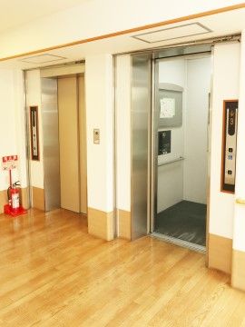 「ライフコミューンふじみ野」エレベーター。上の階まで楽々です。