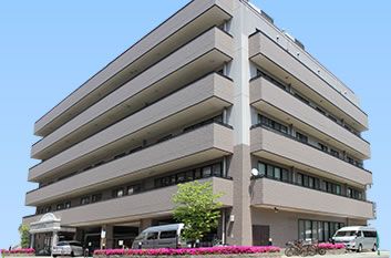 多階層の建物外観