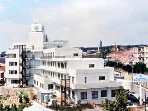 多階層の建物外観