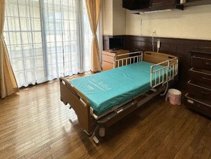 ベッドのある居室