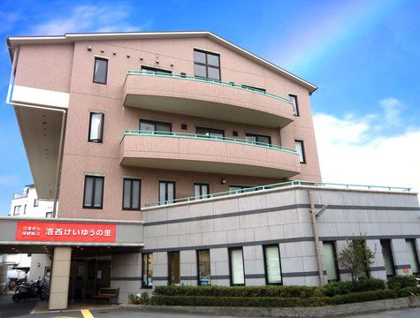 ゆとりある建物の外観