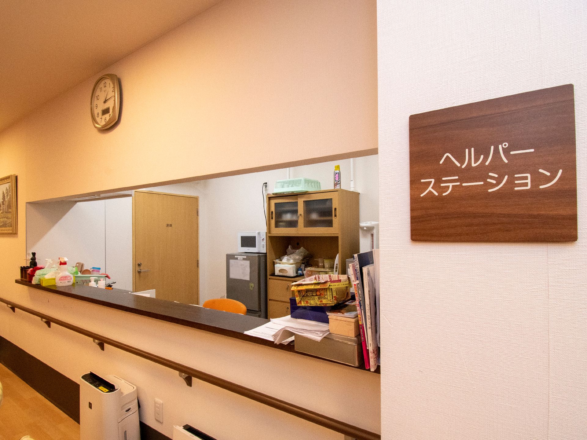 さまざな作業を行う際に利用するスタッフルーム