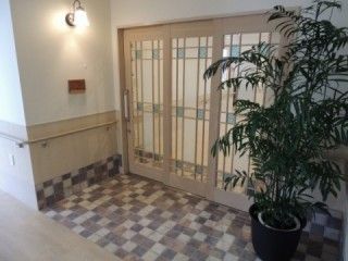 明るい玄関ホール
