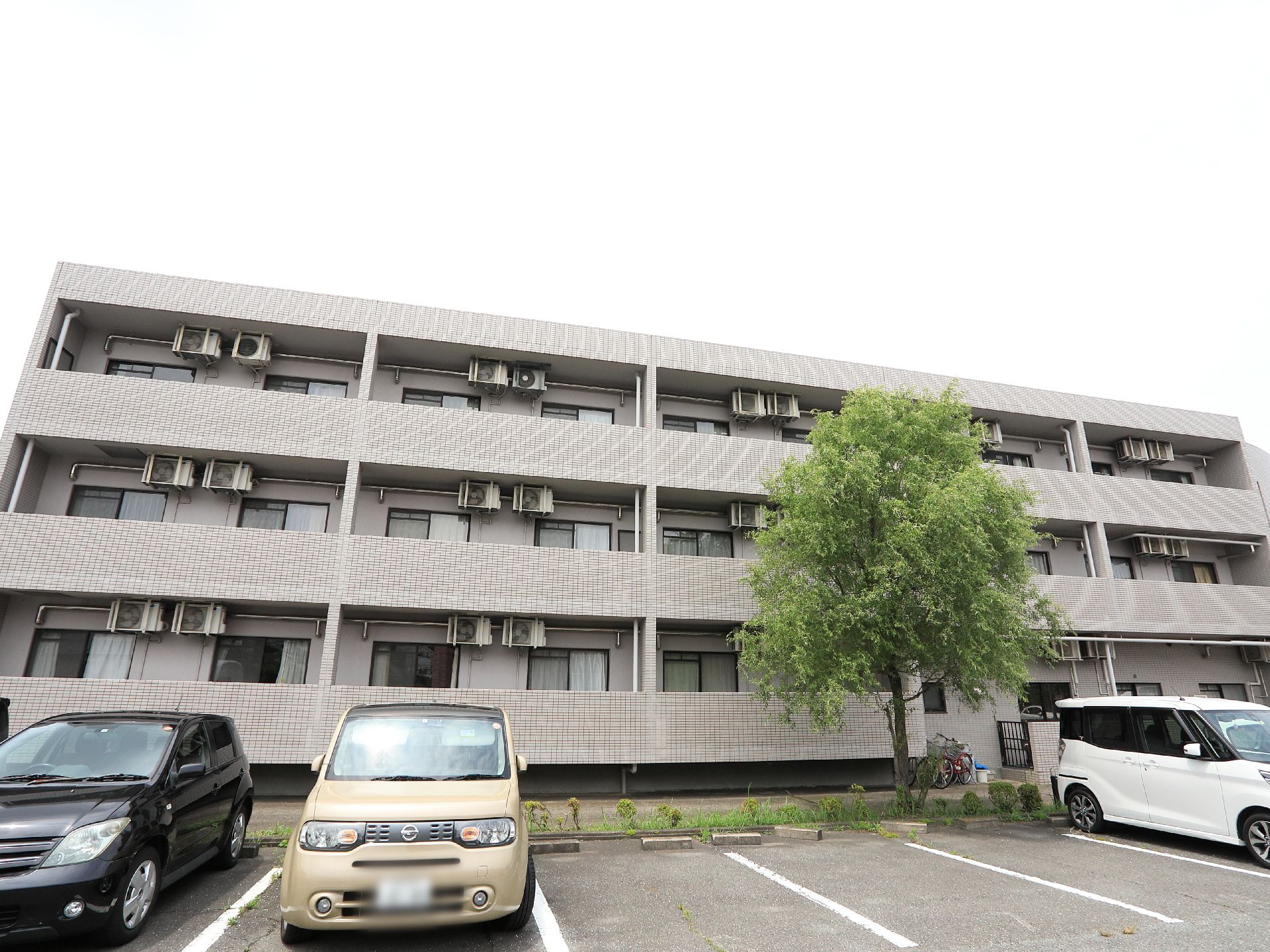 ライフコミューン松風台のレクリエーション。毎日を沢山の入居差様と楽しく、仲良くお過ごしいただけます。