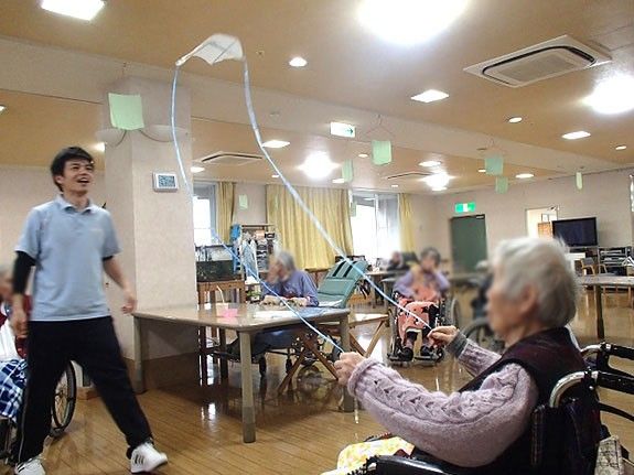楽しげな交流の場