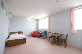 落ち着いた個室の様子