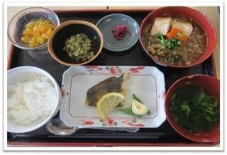 栄養満点の食事風景