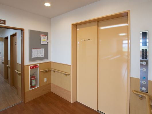 エレベーター