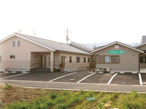 明るい外観の居宅施設