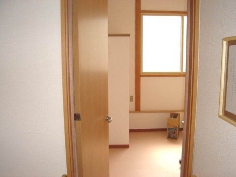 明るく清潔な居室