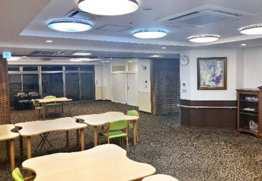 食堂・アクティビティスペース (リニューアル中）