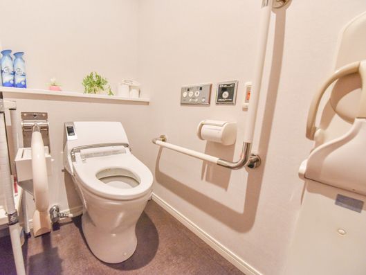 車椅子対応トイレ
