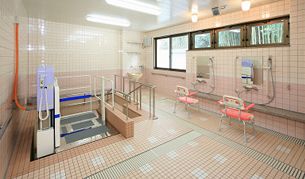 バリアフリー浴室設備