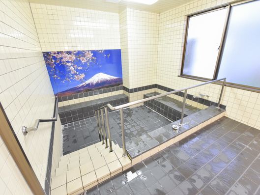 共用バスルーム1