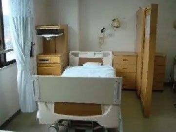 落ち着いた雰囲気の居室