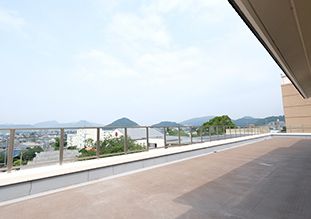 開放的なテラス風景