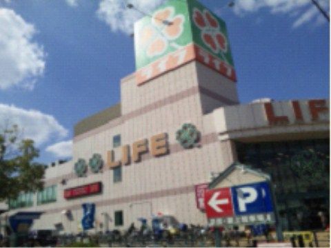 売り場面積がかなり大きいだろうと感じさせるスーパーマーケット