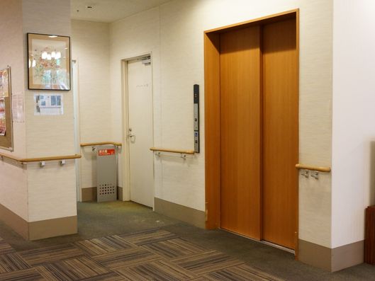 エレベーターホール