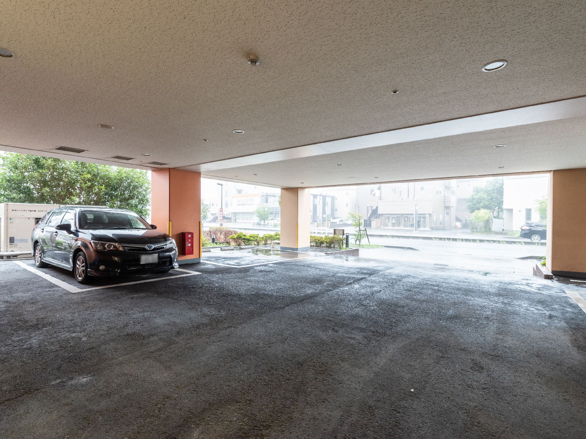 敷地内に駐車場が設置されている介護施設
