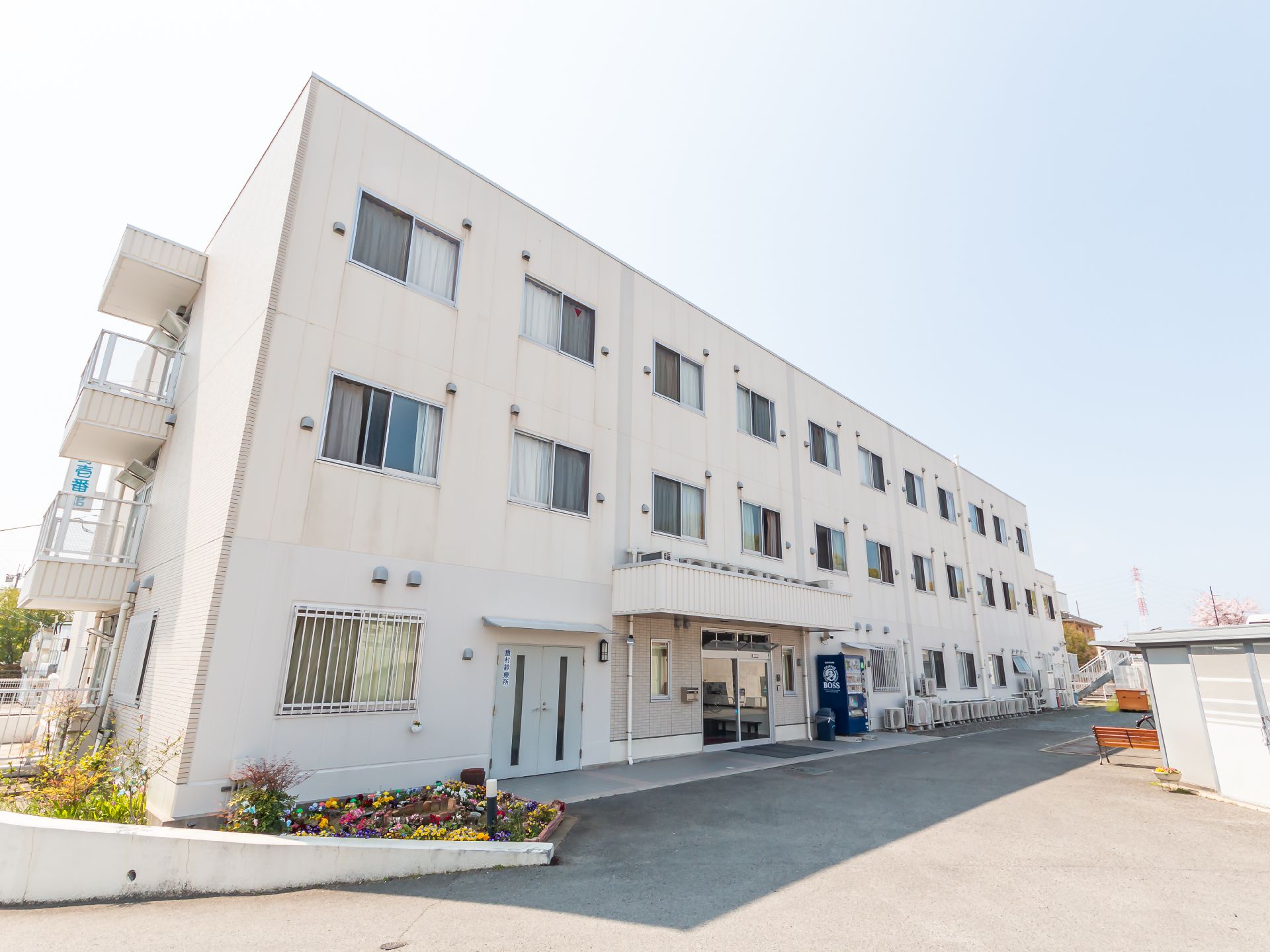 ３階建ての全室個室の施設