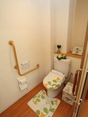居室トイレ1