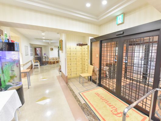 エントランスホール