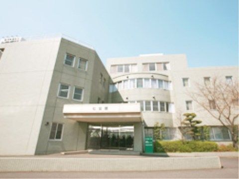 さまざまなレクリエーションを楽しむことができる施設である。大勢で楽しい時間を過ごすことができ、友人と会話をすることができる。