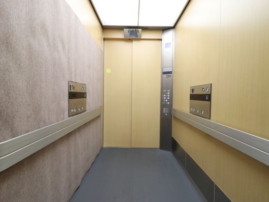 エレベーター