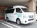 施設には駐車場が設けられている。送迎用のワゴン車が用意されており、必要に応じて利用することができる。